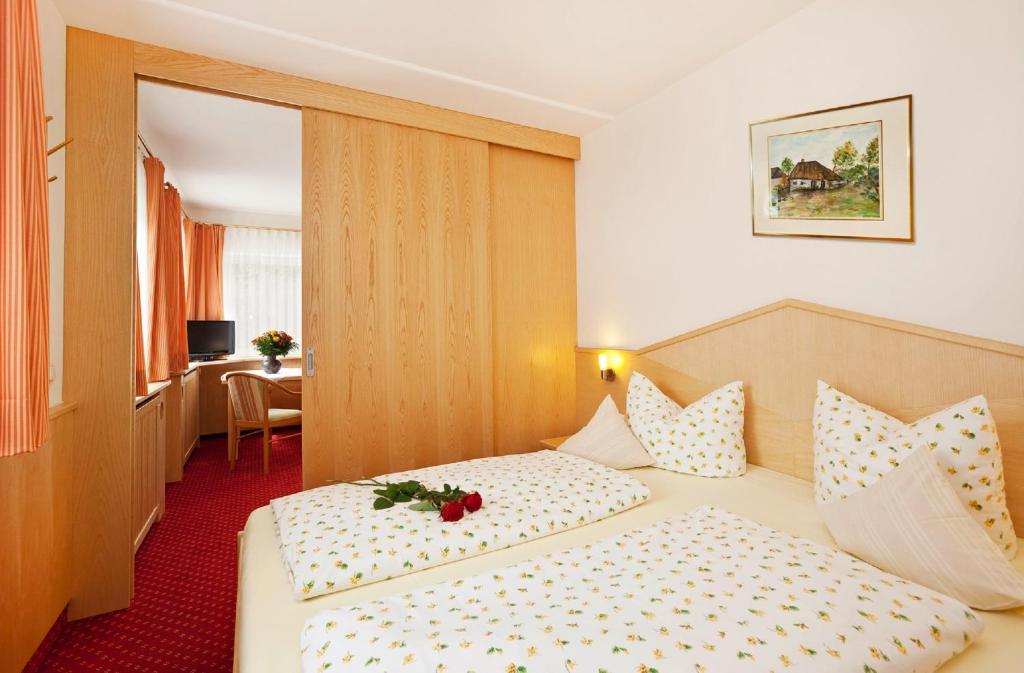 Hotel Restaurant Fruehlingsgarten Füssen Eksteriør bilde