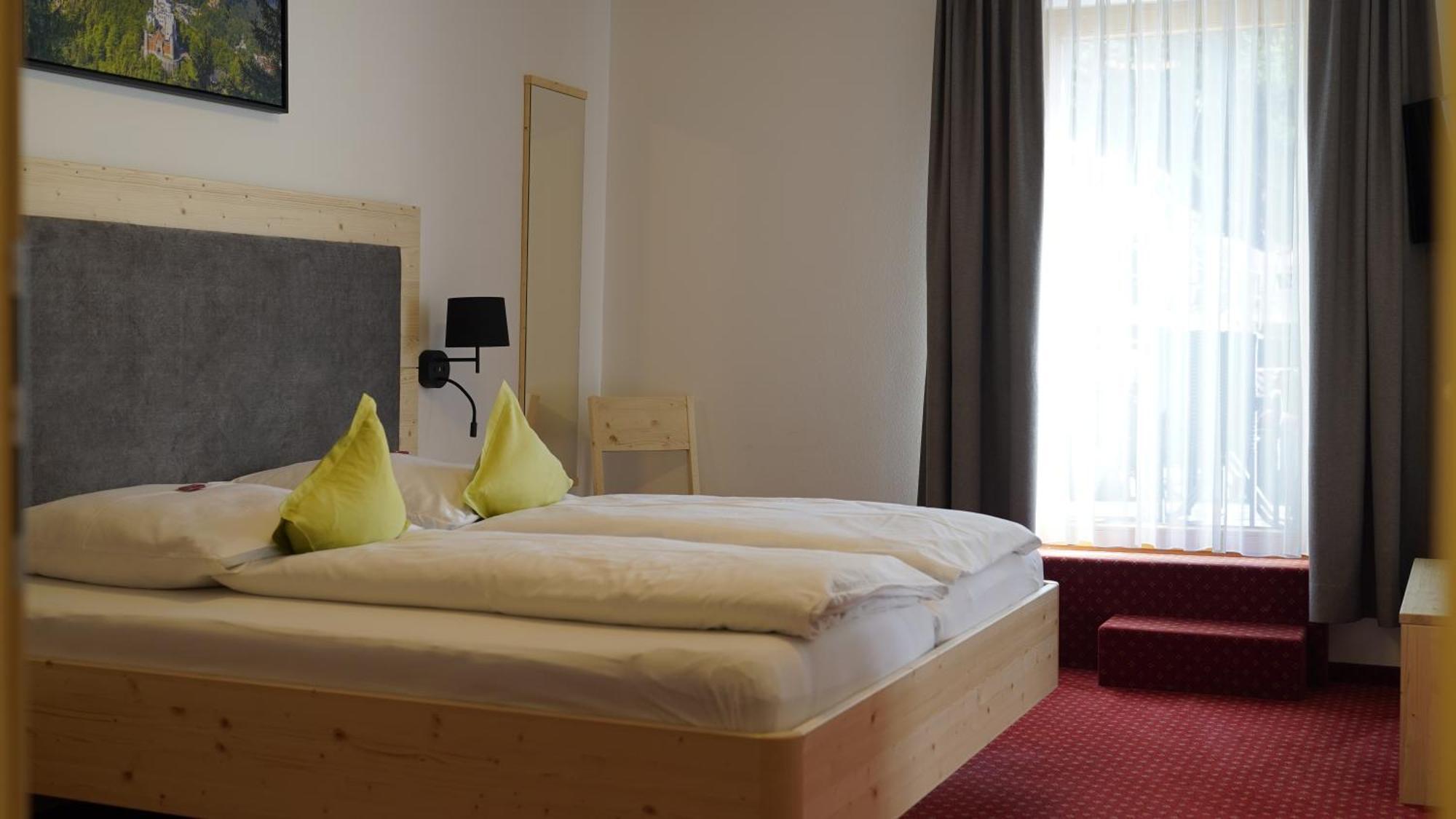 Hotel Restaurant Fruehlingsgarten Füssen Eksteriør bilde
