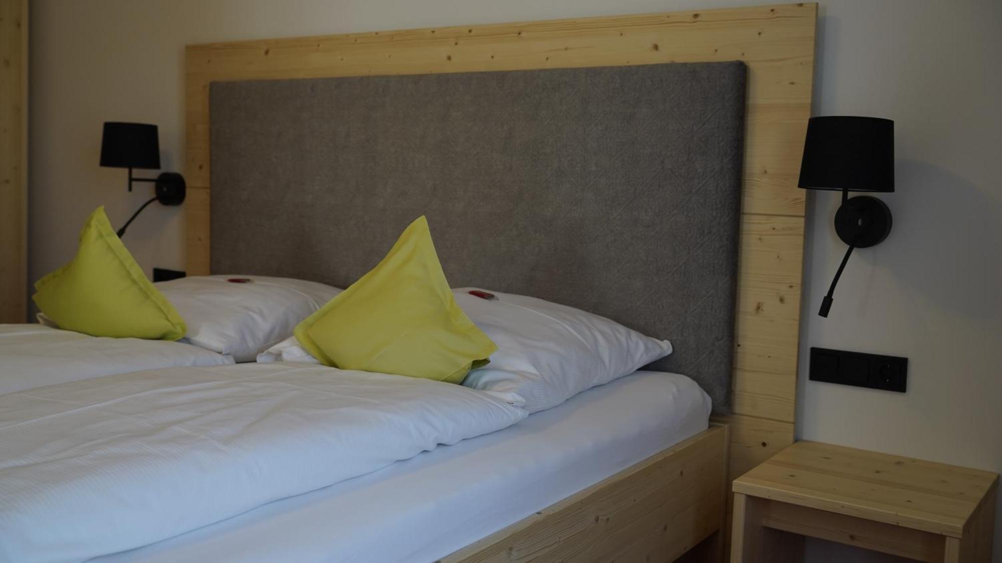 Hotel Restaurant Fruehlingsgarten Füssen Eksteriør bilde